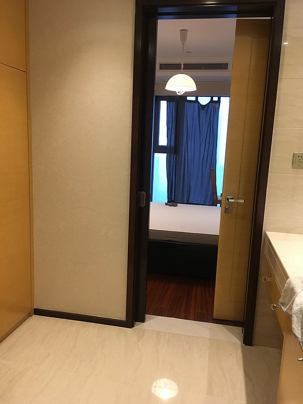 Bedrooms-Master Bedroom