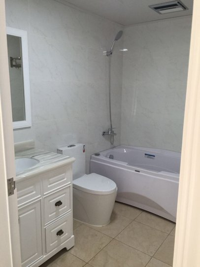 Bathrooms-Master Bathroom