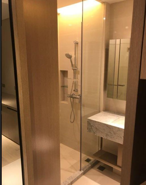 Bathrooms-Master Bathroom