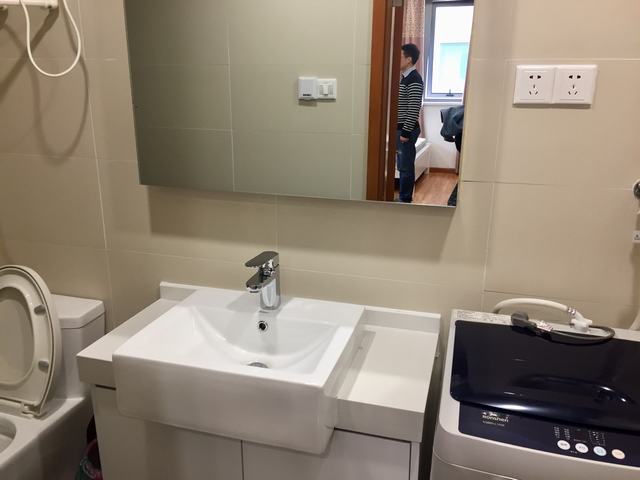 Bathrooms-Master Bathroom