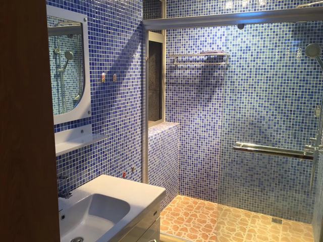 Bathrooms-Master Bathroom