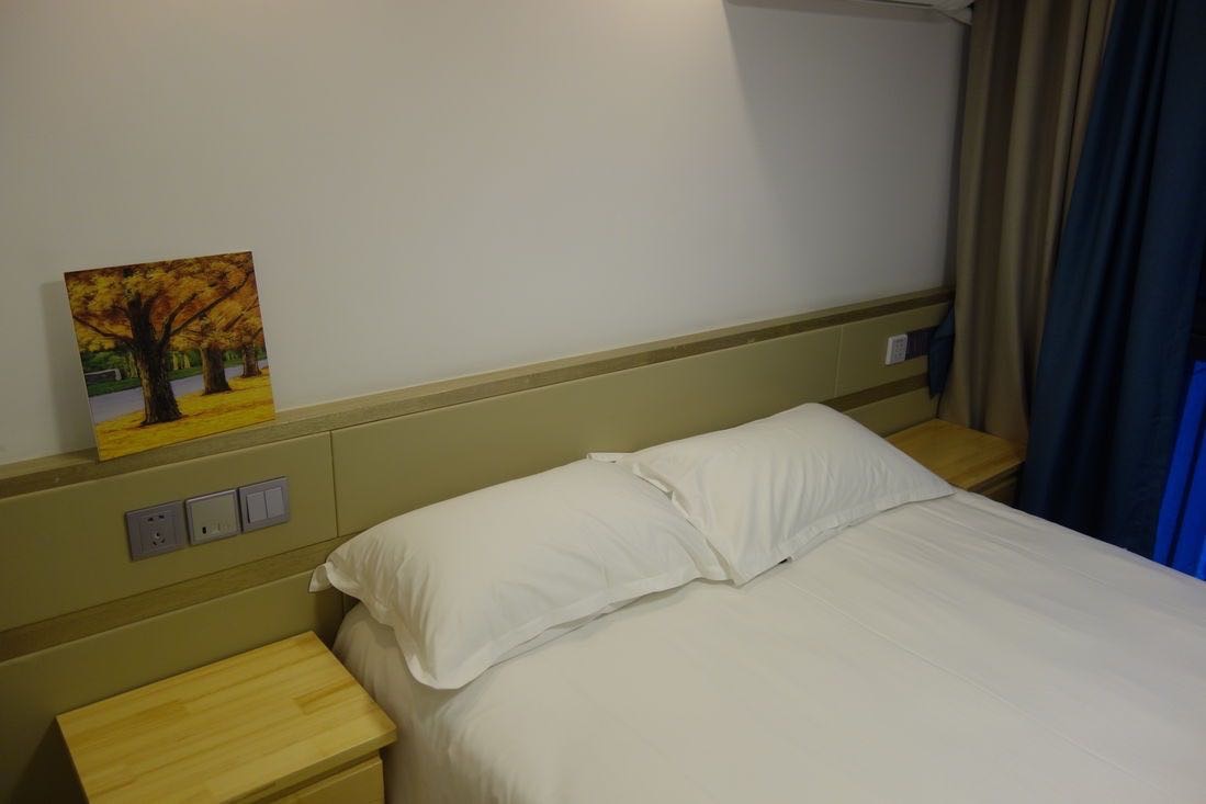 Bedrooms-Master Bedroom