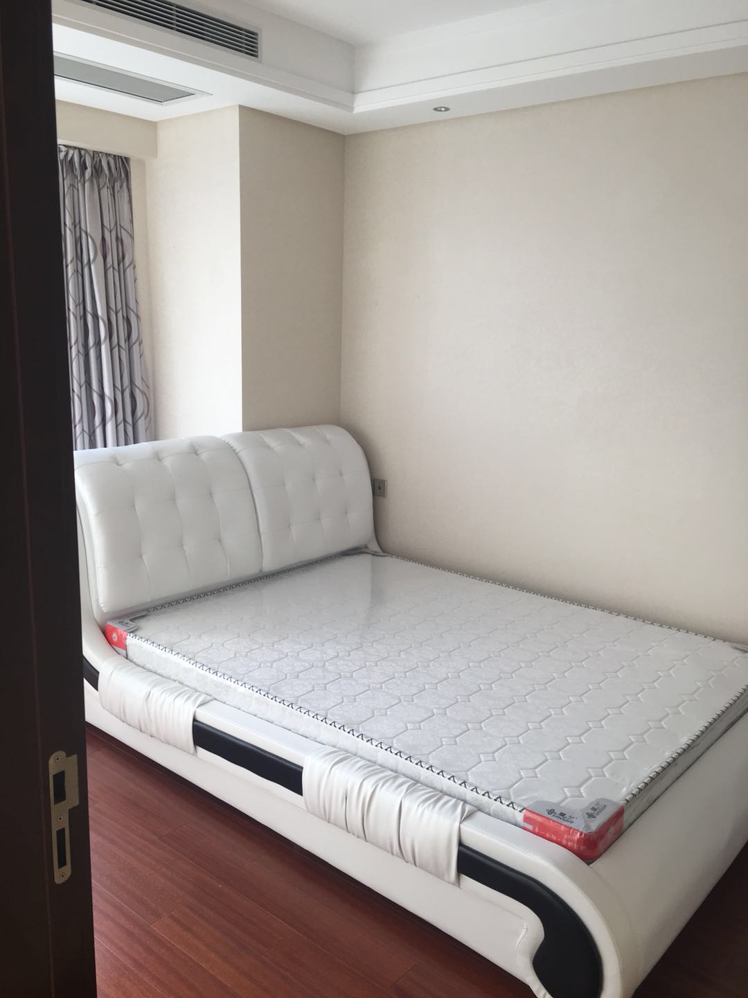 Bedrooms-2nd Bedroom