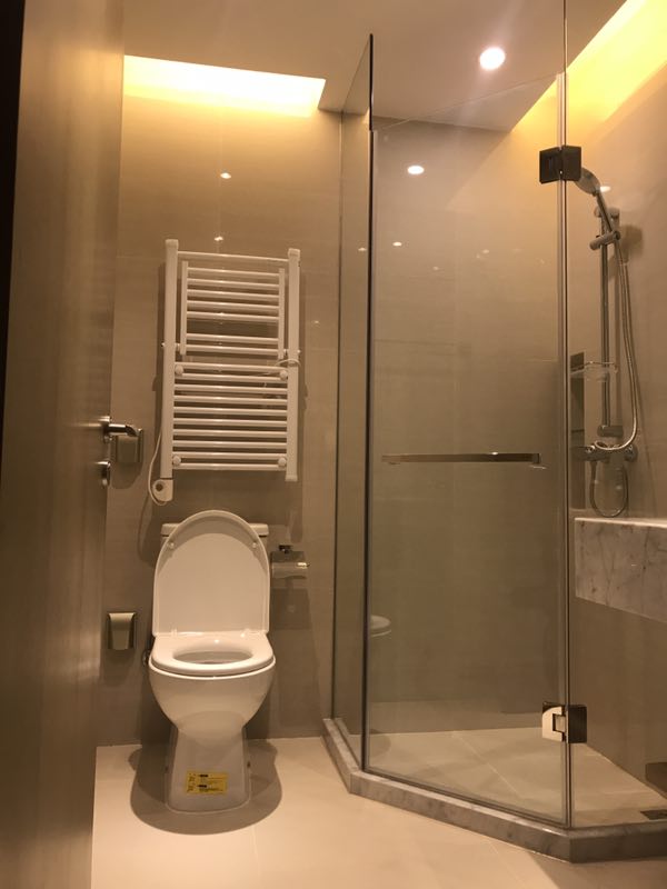 Bathrooms-Master Bathroom
