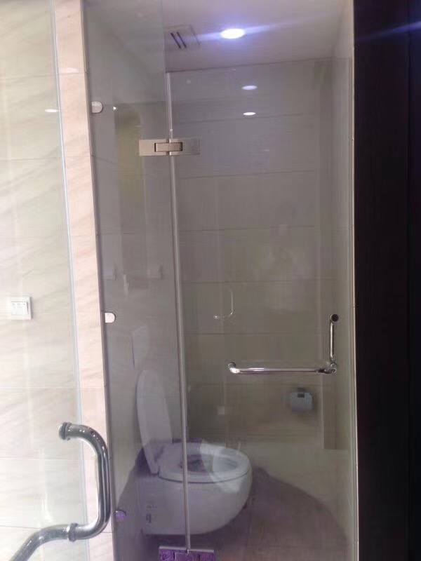 Bathrooms-Master Bathroom
