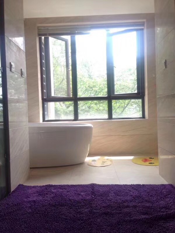 Bathrooms-Master Bathroom