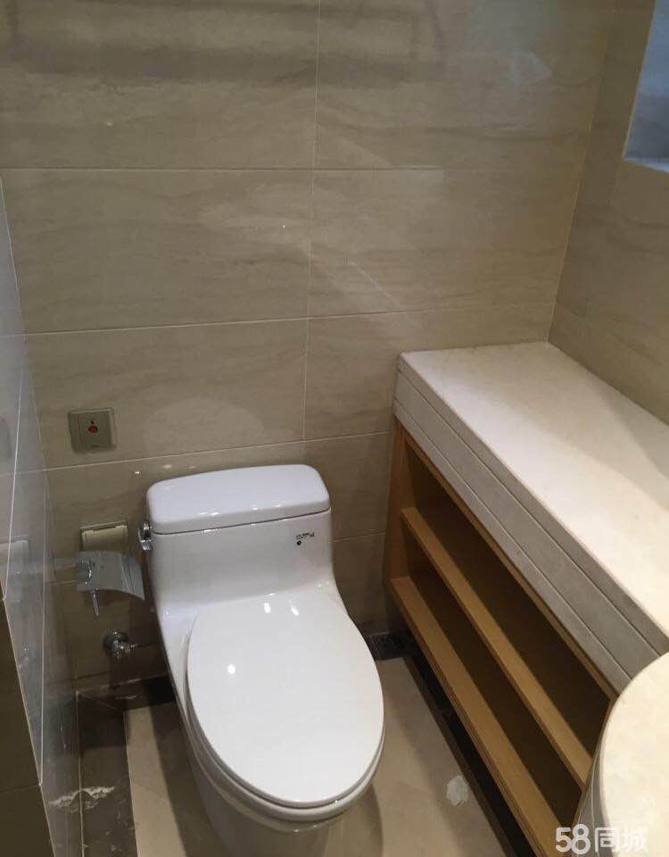 Bathrooms-Master Bathroom