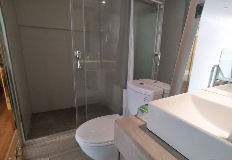 Bathrooms-Master Bathroom