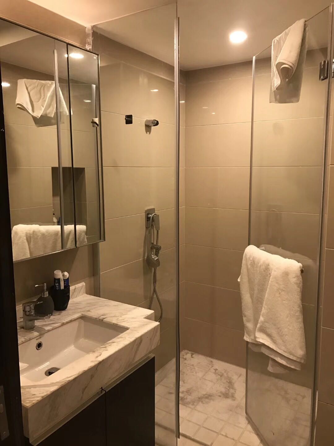 Bathrooms-Master Bathroom