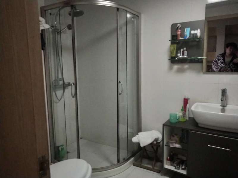 Bathrooms-Master Bathroom