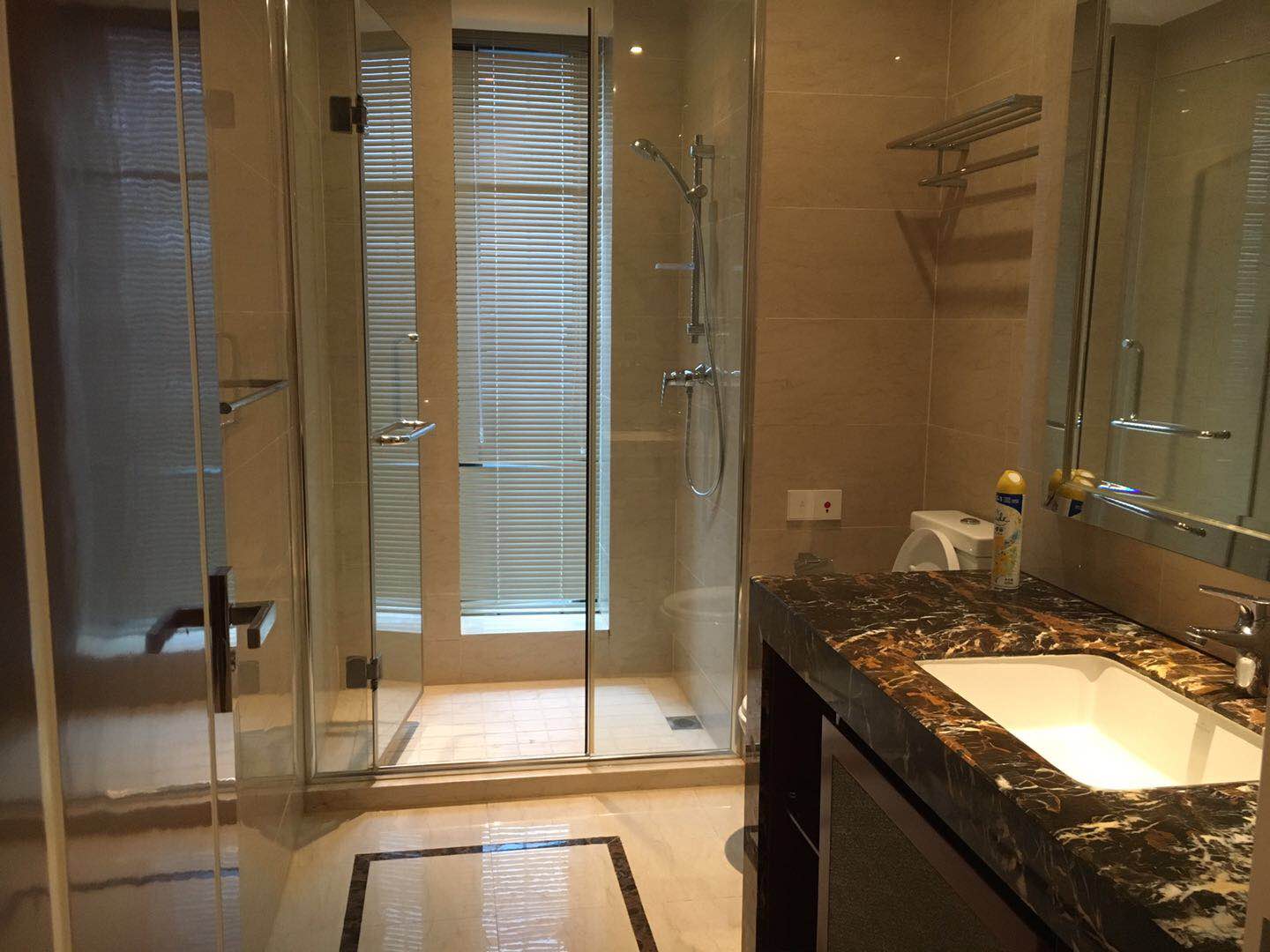 Bathrooms-Master Bathroom