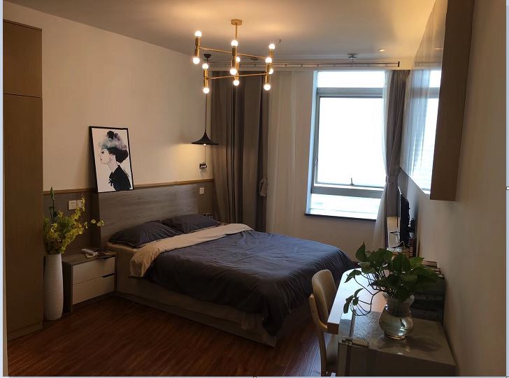 Bedrooms-Master Bedroom