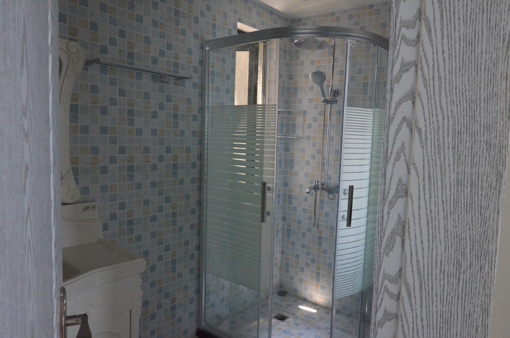 Bathrooms-Master Bathroom