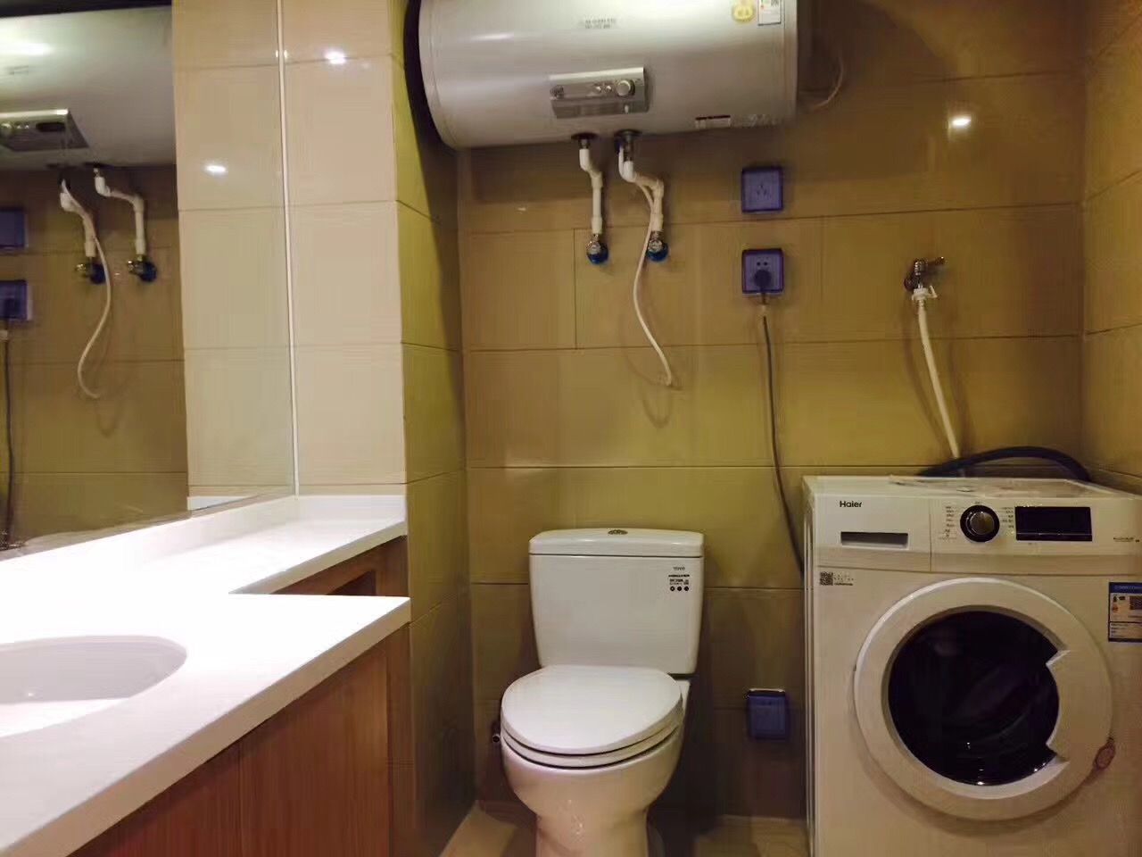 Bathrooms-Master Bathroom