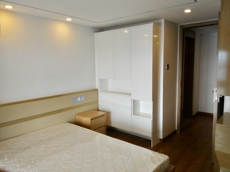 Bedrooms-Master Bedroom