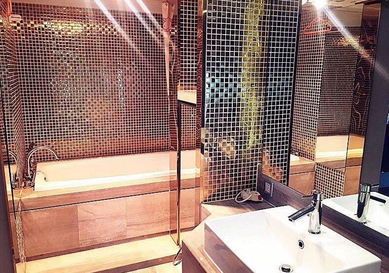 Bathrooms-Master Bathroom