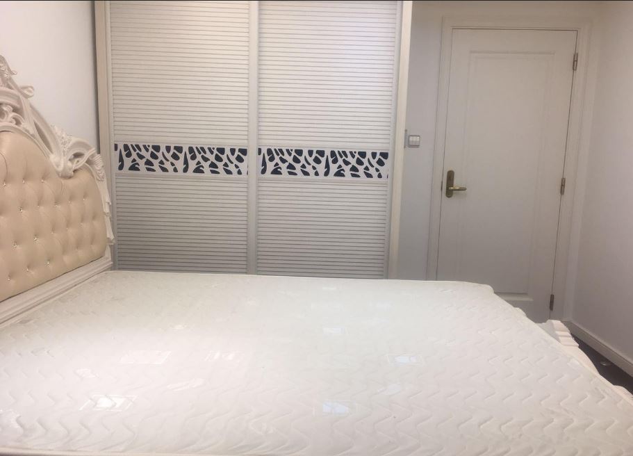 Bedrooms-Master Bedroom