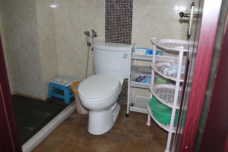 Bathrooms-2nd Bathroom