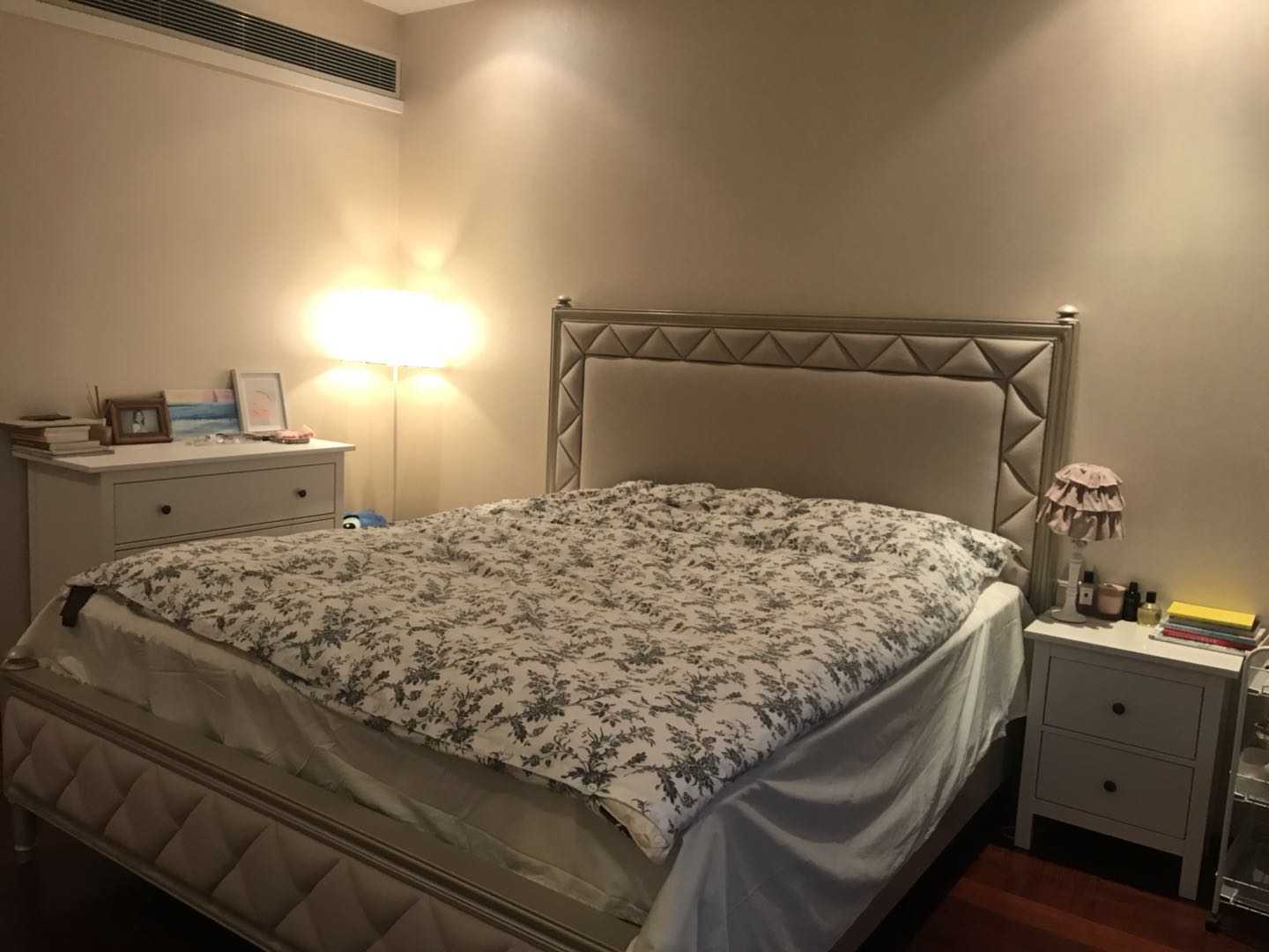 Bedrooms-Master Bedroom