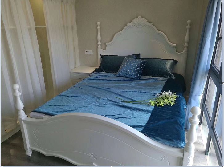 Bedrooms-Master Bedroom