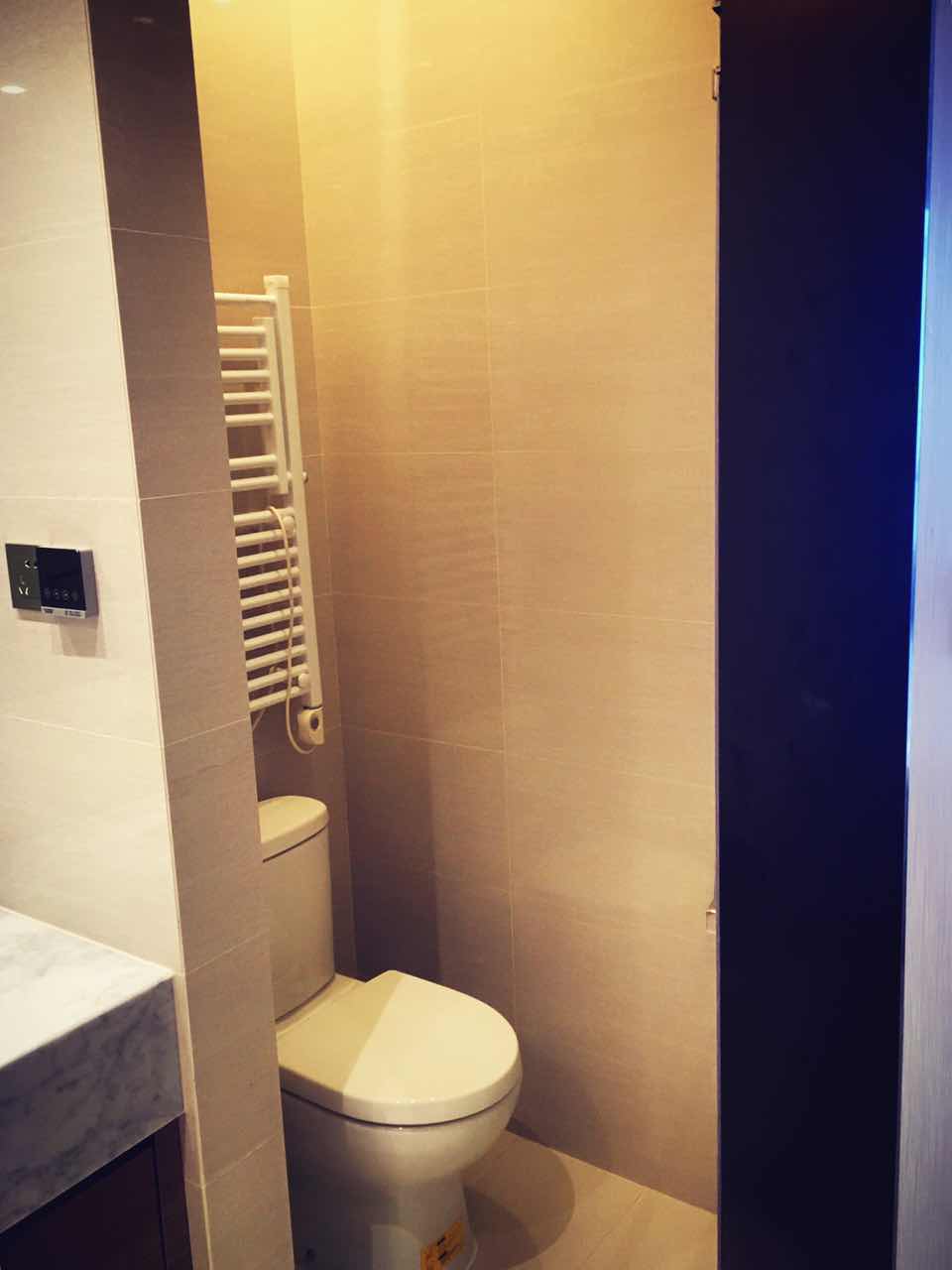 Bathrooms-Master Bathroom