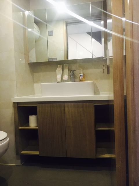 Bathrooms-2nd Bathroom