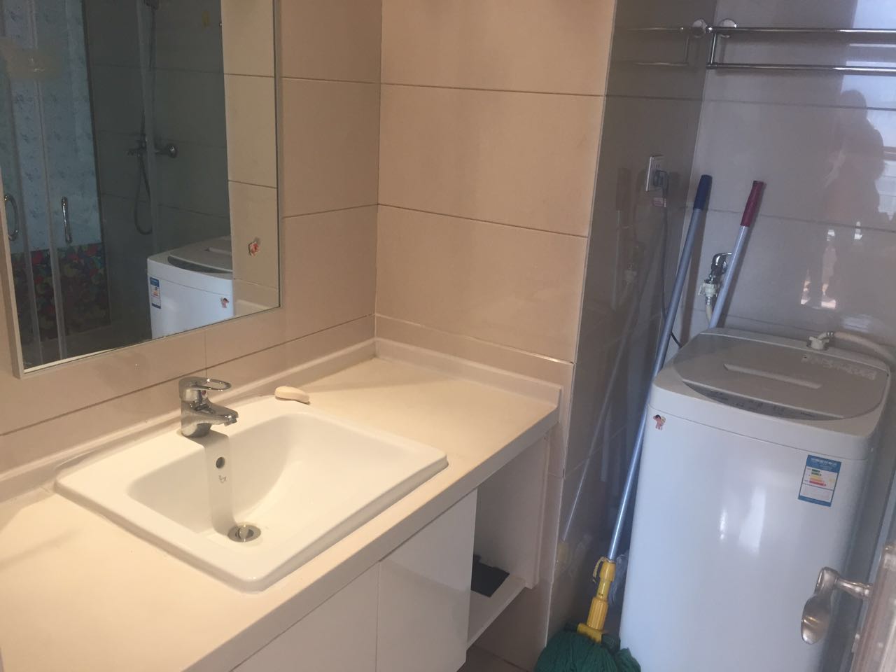 Bathrooms-Master Bathroom