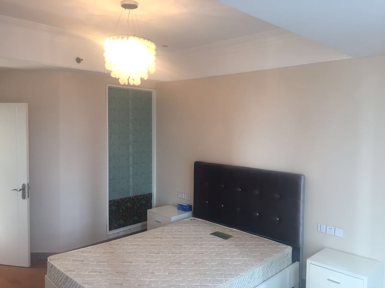 Bedrooms-Master Bedroom