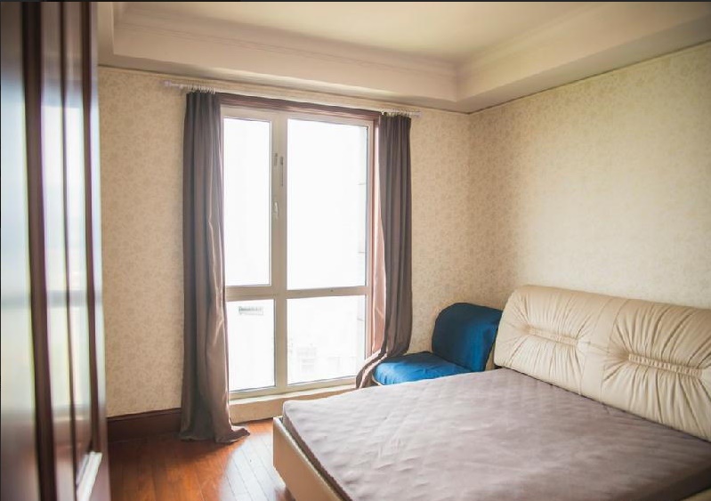 Bedrooms-Master Bedroom
