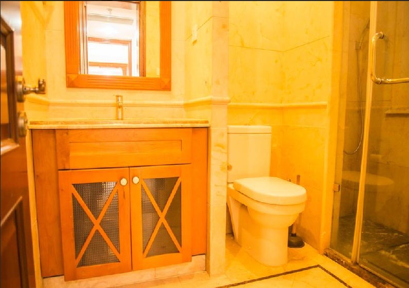 Bathrooms-Master Bathroom