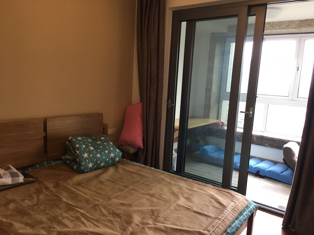 Bedrooms-Master Bedroom