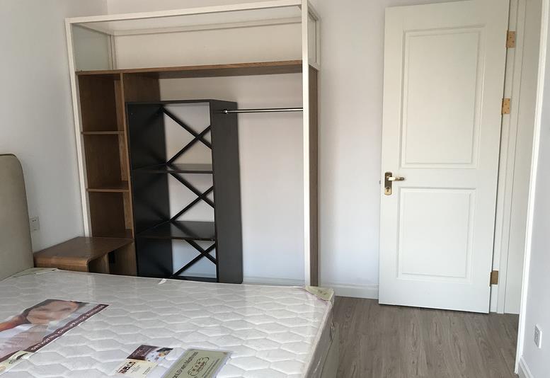 Bedrooms-Master Bedroom