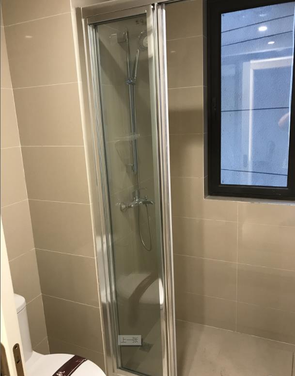 Bathrooms-Master Bathroom