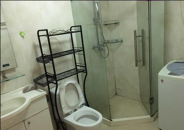 Bathrooms-Master Bathroom
