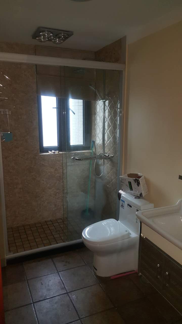 Bathrooms-Master Bathroom
