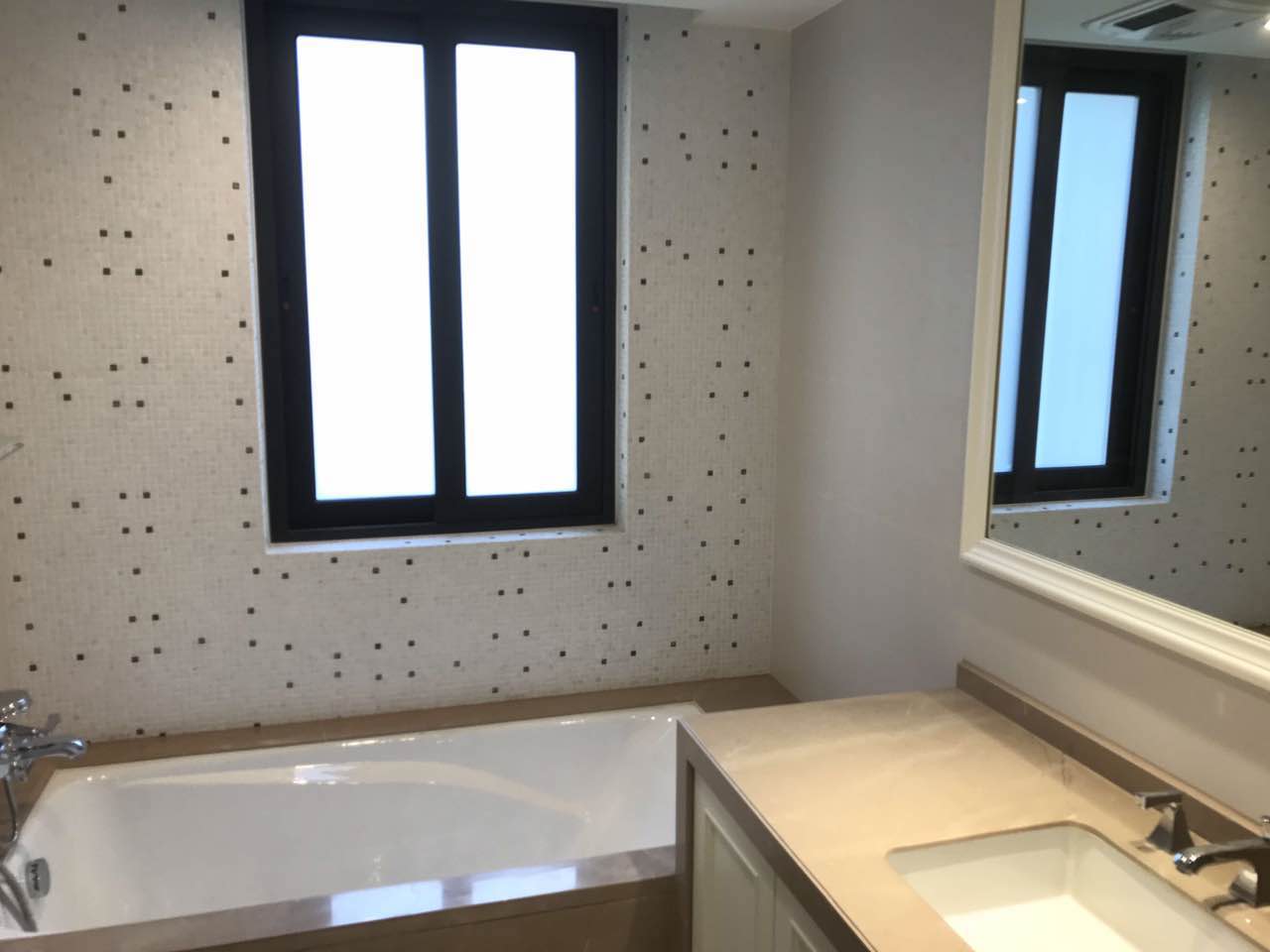 Bathrooms-Master Bathroom