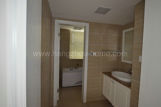 Bathrooms-Master Bathroom