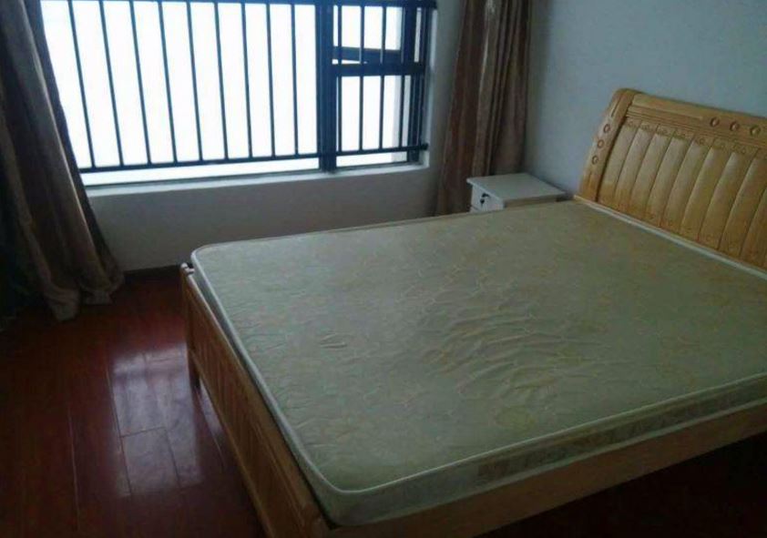 Bedrooms-Master Bedroom