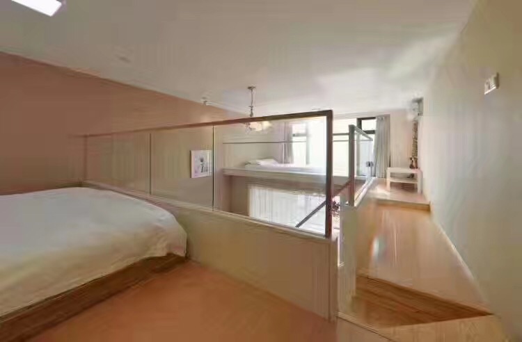 Bedrooms-Master Bedroom