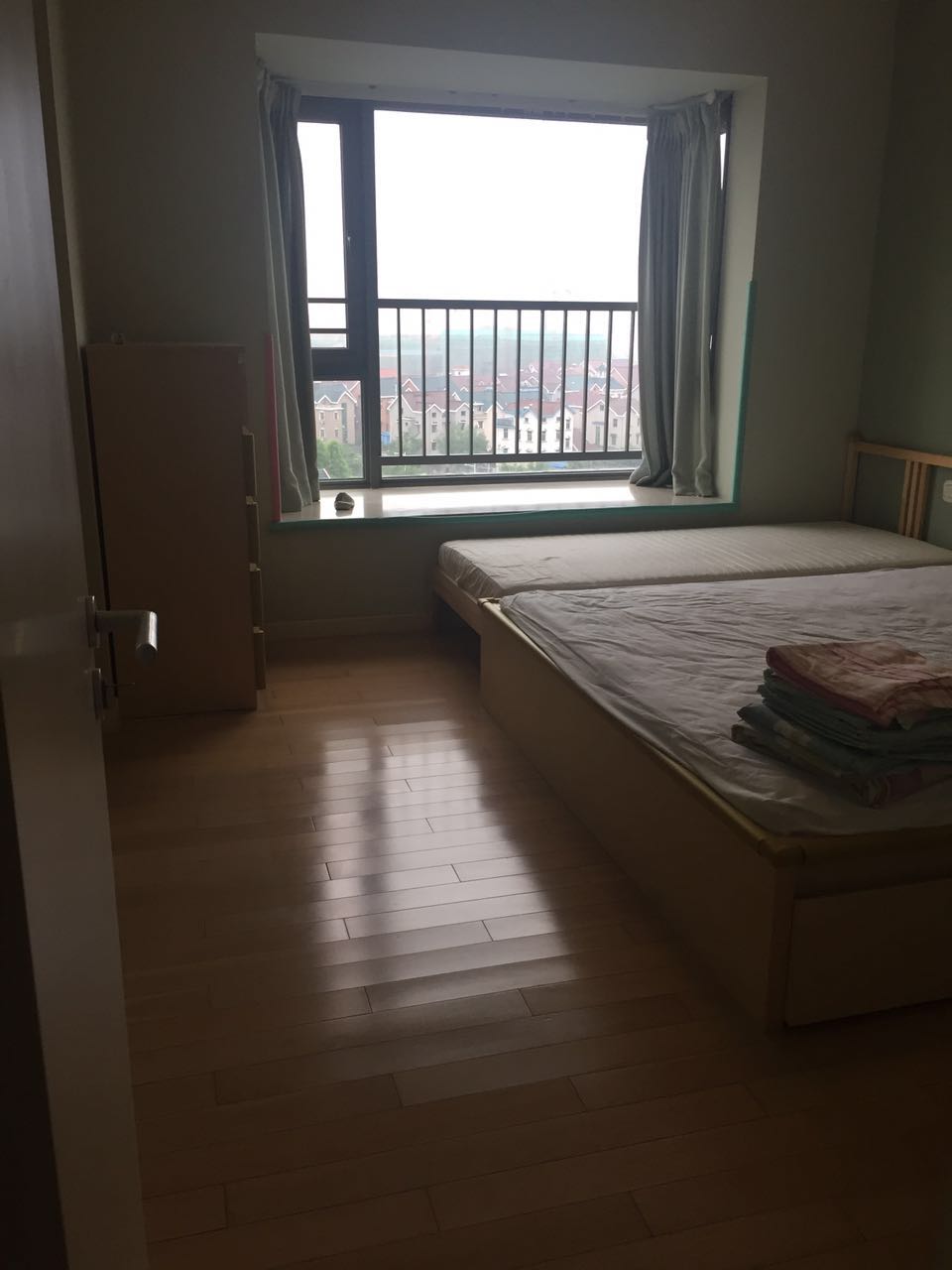Bedrooms-Master Bedroom