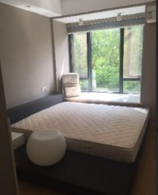 Bedrooms-Master Bedroom