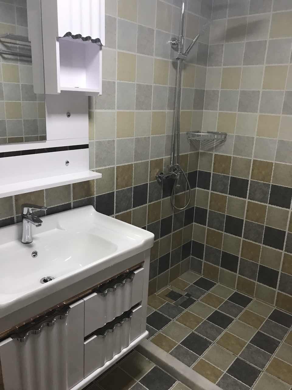 Bathrooms-Master Bathroom