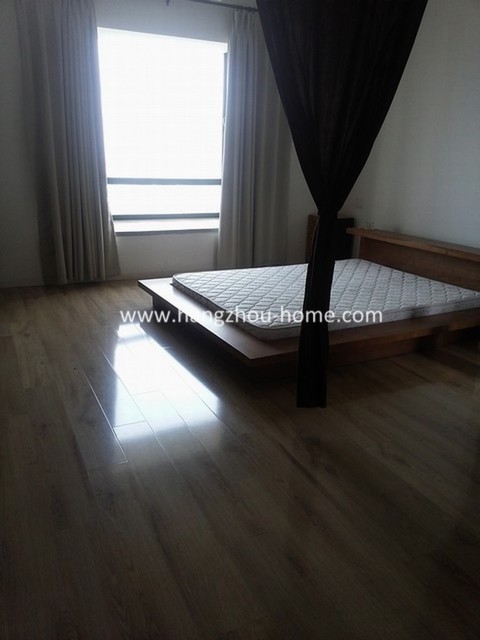 Bedrooms-Master Bedroom