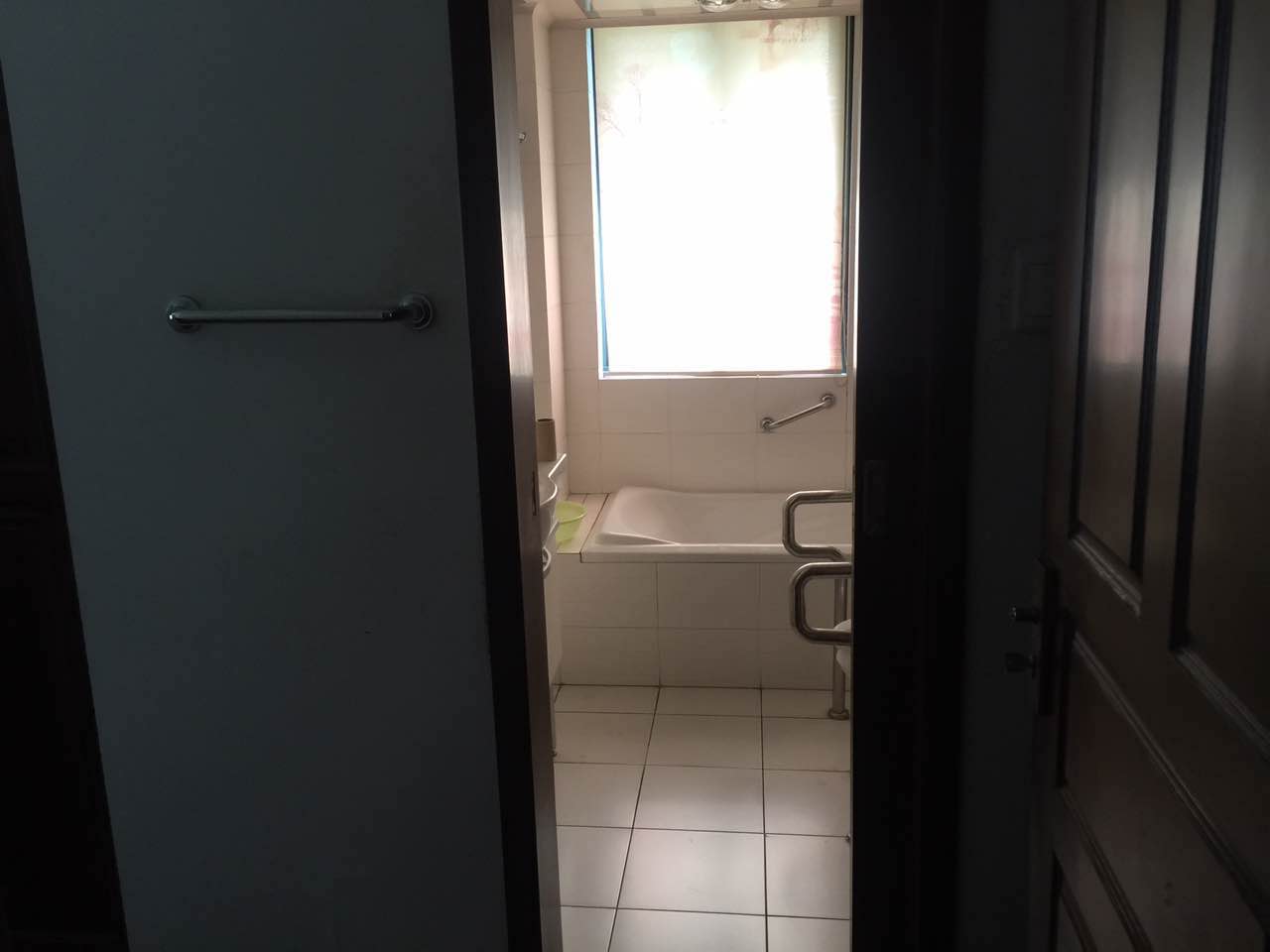 Bathrooms-Master Bathroom