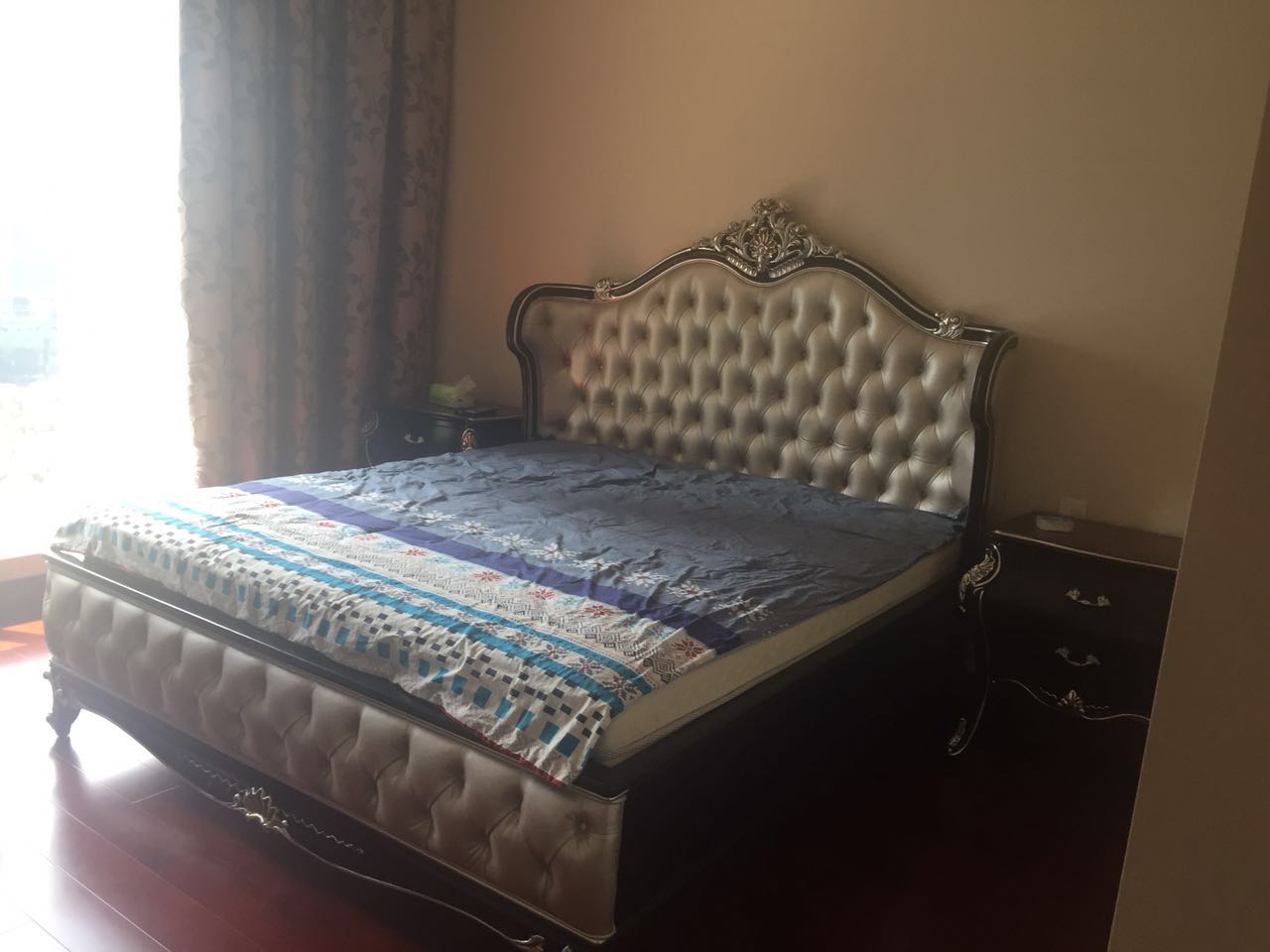 Bedrooms-Master Bedroom