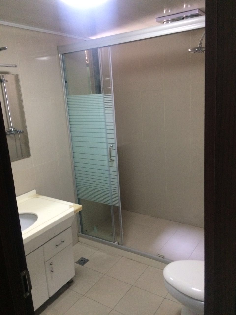 Bathrooms-Master Bathroom