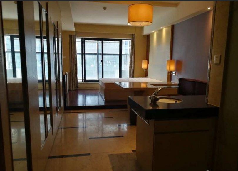 Bedrooms-Master Bedroom