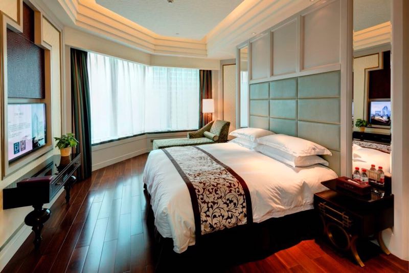 Bedrooms-Master Bedroom