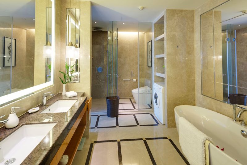 Bathrooms-Master Bathroom