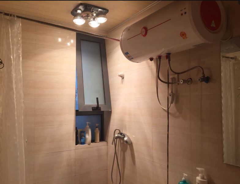 Bathrooms-Master Bathroom